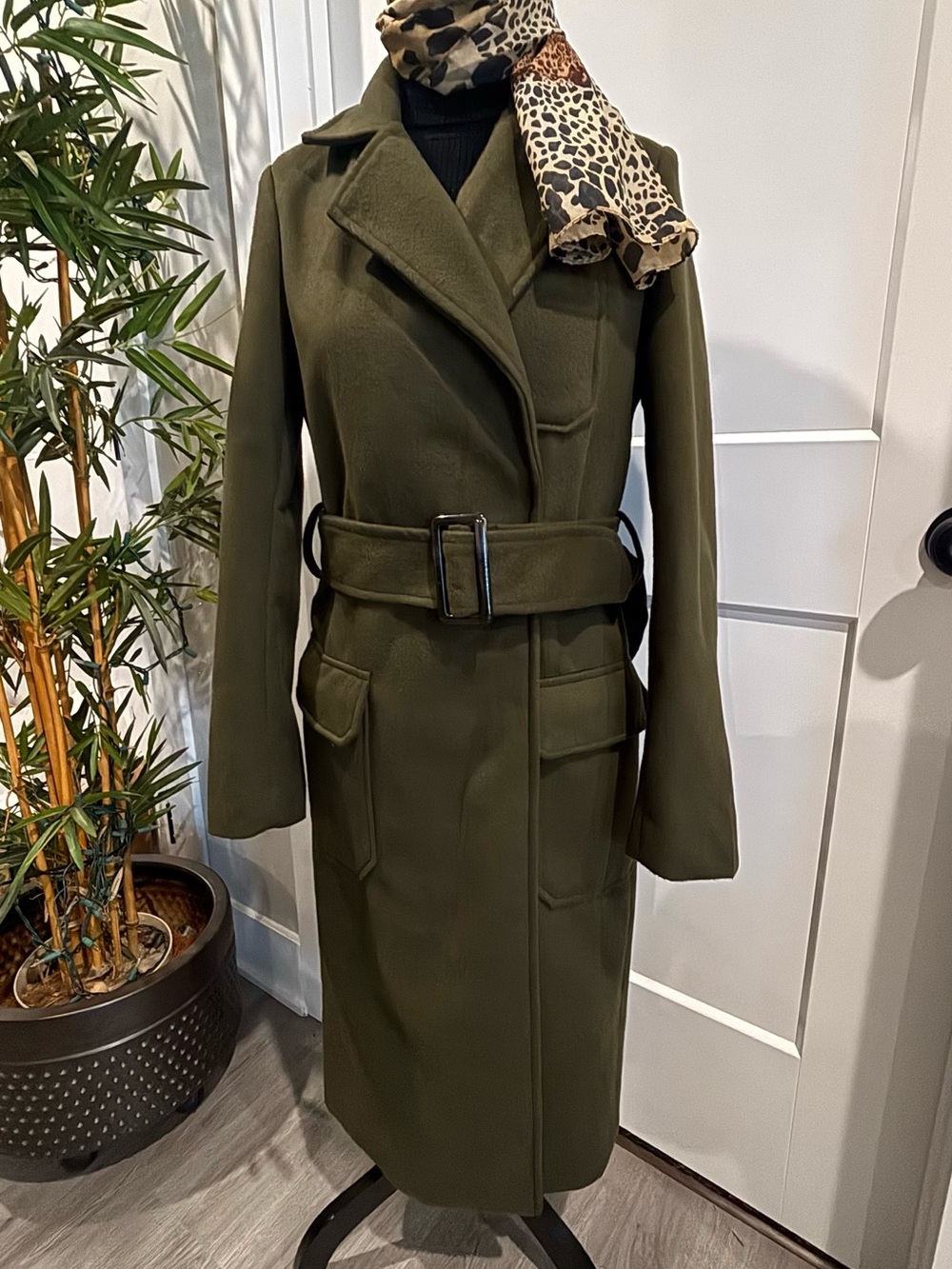 BRAND NEW Olive Amore Belted Long Trench Coat - Women's  SZ S - Picture 3 of 11